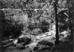 170-Bridge-in-gardens.jpg